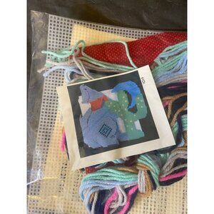 Vintage Coyote Napkin Caddy Plastic Canvas Kit New NIP Design Works 1014 Western